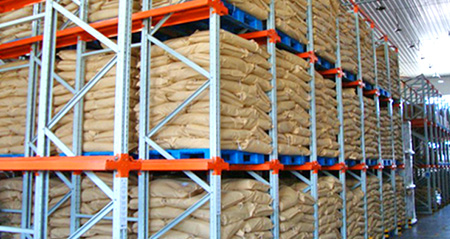 塑料托盤(pán)貨架使用案例