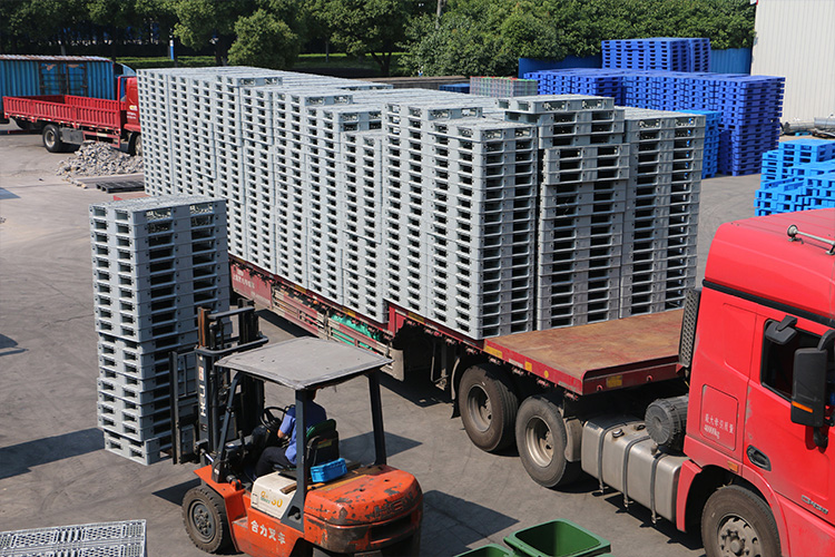 4231748403214837.jpg 蘇州安華物流攜手軒盛塑業(yè).jpg